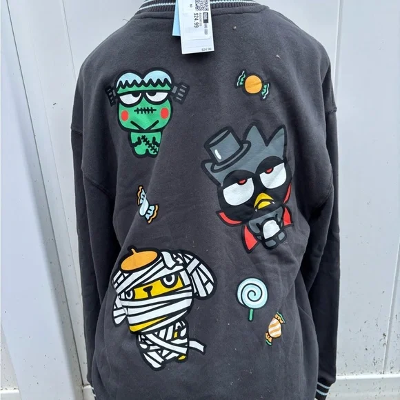Hello Kitty and Friends Graphic Sweatshirt - Picture 5 of 12